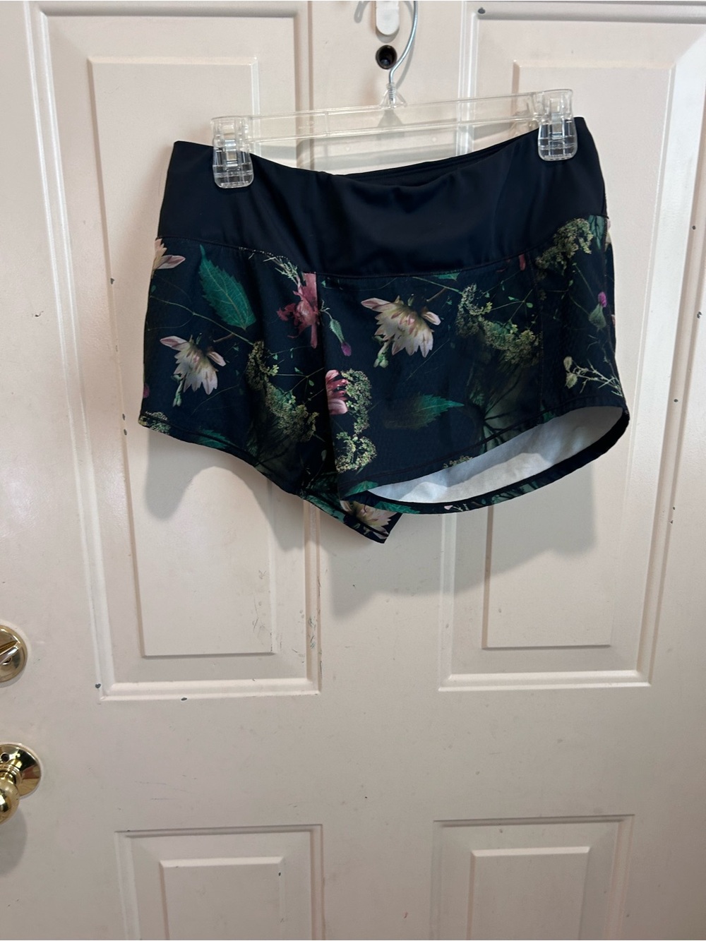 oiselle Black Floral Athletic Shorts